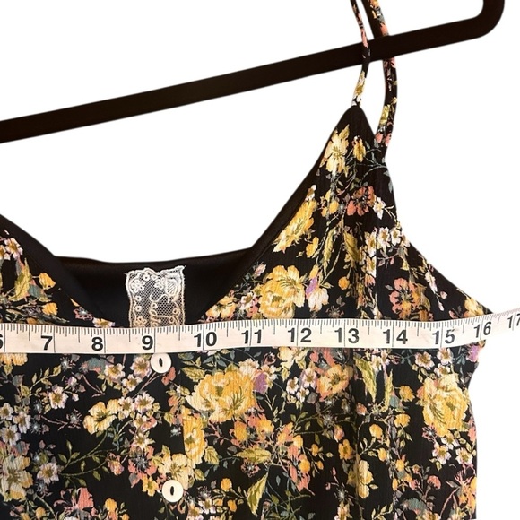 Sadie & Sage Getaway Garden Maxi Dress- Size Medium - Picture 10 of 10